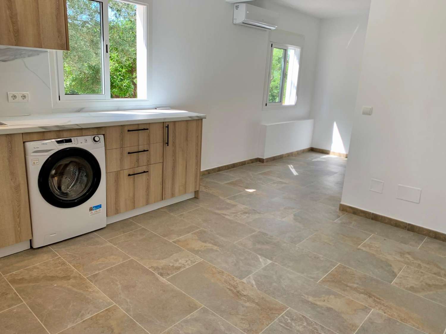 APARTAMENTO EN ALQUILER LARGA TEMPORADA.