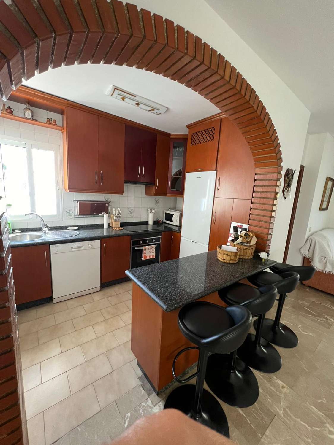 TORREQUEBRADA BENALMADENA APPARTEMENT MET GROOT TERRAS EN UITZICHT OP ZEE, ZWEMBAD EN TUIN NAAST DE GOLFCURSUS